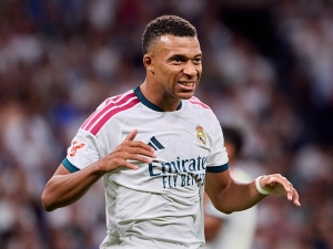 Kylian Mbappé začal svojí show. Real Sociedad sestřelil hattrickem