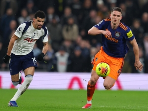 V duelu Tottenhamu s Newcastlem dojde na souboj českých gólmanů. Arsenal jede do Villa Parku