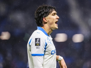 Řím dále zbrojí na titulový útok. Řeší se příchod kapitána Marseille