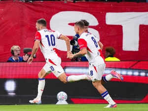 Krutý večer pro Slavii v Lize mistrů. Výhru s Lens ztratila během dvou minut nastavení