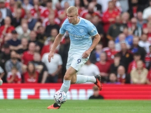 Potrestaný videorozhodčí: Kontroverzní rozhodnutí o Haalandově gólu z manchesterského derby má dohru