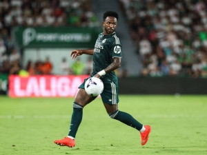 Vinícius Junior se trápí: Brazilská hvězda Realu Madrid čelí kvůli Mbappému nečekanému tlaku