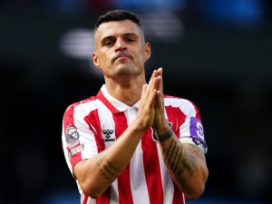 Xhaka přiznal nákup očkovacího certifikátu. Kapitán Švýcarska se nyní k reprezentaci nepřipojí