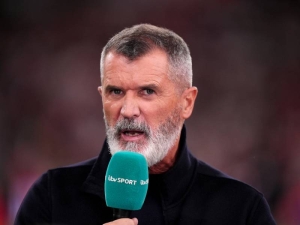 Rozzuřený Roy Keane pálí do Manchesteru City: Hráči by měli medaile hodit do koše