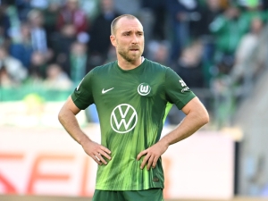 Eriksen předčasně končí ve Wolfsburgu. Po dalším kolapsu chce být blíž rodině. Budoucnost nechává otevřenou