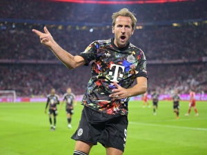 Kane by byl prvním vítězem Zlatého míče z Bayernu po 45 letech. Musí vyhrát, tvrdí poslední vítěz Rummenigge