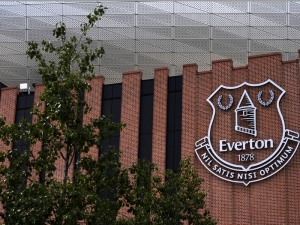 Everton může po necelých dvou letech znovu změnit majitele. Friedkin Group připustila prodej klubu