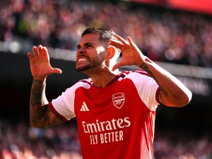 Arsenal se po výbuchu s Brightonem vrátil na vítěznou vlnu. Proti Leedsu rozhodla nová posila