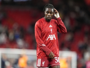 Liverpool míří na obránce Barcelony jako náhradu za Jeremieho Frimponga