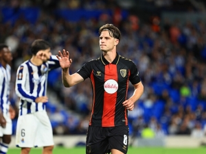 Bournemouth je ochoten prodat Alexe Scotta. Nepůjde ale pod 100 milionů liber