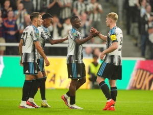 Manchester United i Arsenal pozorně sledují křídelníka, který nedávno zamířil do Premier League