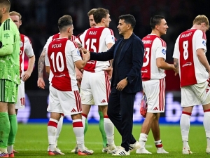 Ajax se dále potápí. Michelovo angažování je chybou, drahé posily propadly