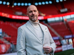 Erik ten Hag se opřel do vedení Manchesteru United. Chtěl jsem Kanea i Rice, McTominaye mi prodali